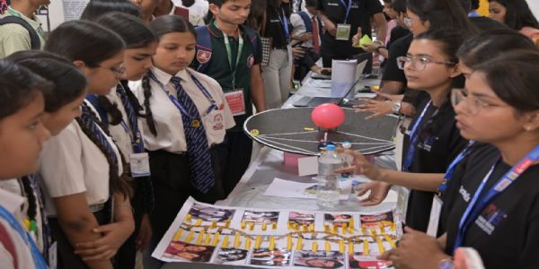मनुष्य वास्तविक बुद्धि संपन्न परिष्कृत रोबोट, युवा छात्रों को अन्वेषक बनना चाहिए : पद्मश्री प्रो. ए.एस. किरण कुमार