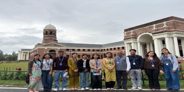 एसपीयू मंडी के विद्यार्थियों ने किया आईआईआरएस व एफआरआई का दौरा- बटोरे शैक्षिक अनुभव