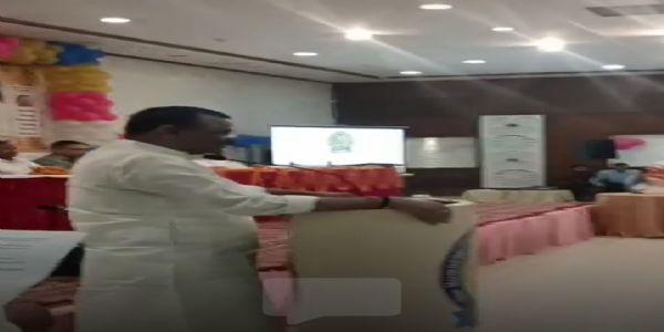 होम्योपैथिक चिकित्सकों की समस्याओं का ध्यान दिया जाएगा, एक पेड़ अवश्य लगाएं : महापौर