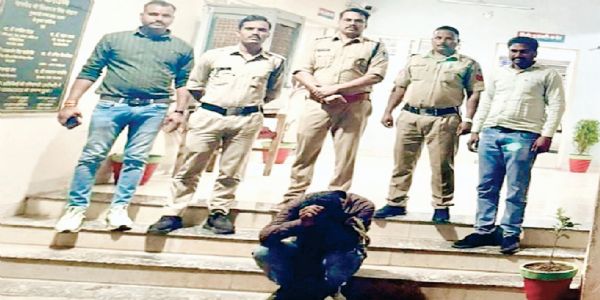 उज्जैन में फार्म हाउस से जेसीबी चोरी, 24 घंटे में पुलिस ने आरोपी को पकड़ा