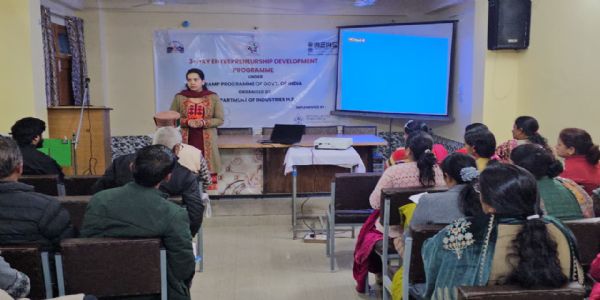 डीआईसी मंडी तथा निटकॉन लिमिटेड के संयुक्त तत्वावधान में उद्यमिता विकास कार्यक्रम आयोजित