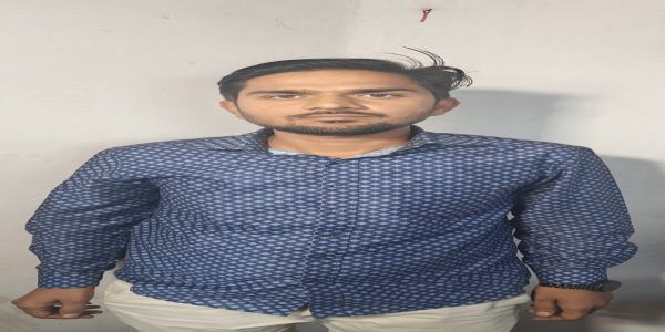 एंटी करप्शन टीम ने बिजली विभाग के जेई व संविदा कर्मी को रिश्वत लेते रंगे हाथ दबोचा