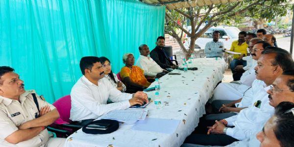 पेसा कानून को लागू करने को लेकर शांति समिति की बैठक