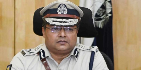 बंगाल में 81 इंस्पेक्टर और 68 सब-इंस्पेक्टर चुनाव ड्यूटी से हटाए गए