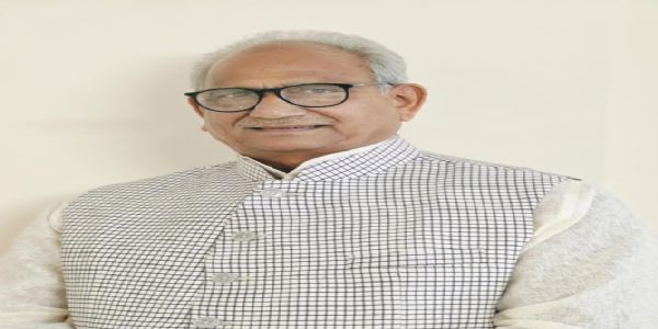 पूर्व सीएम अशोक गहलोत को गिरेबान में झांकना देखना चाहिए: सांसद गहलोत