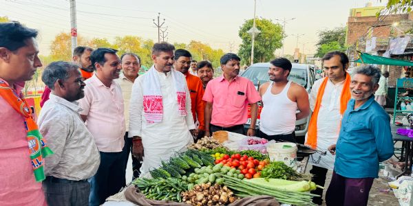 प्रयागराज महापाैर ने शुरु किया ‘वार्ड चलो अभियान’