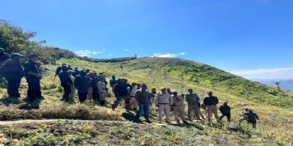 मणिपुर के पांच जिलों में मोबाइल इंटरनेट प्रतिबंध दो दिन और बढ़ा