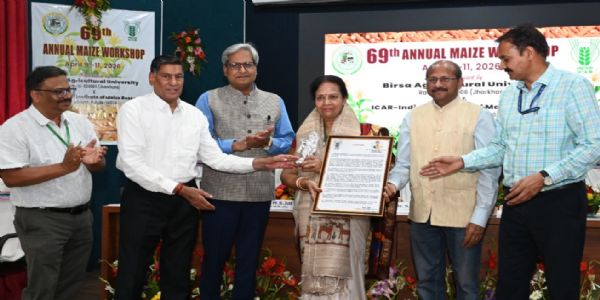 जलवायु सहिष्णु उच्च गुणवत्ता वाले हाइब्रिड प्रभेदों के विकास पर शोध बढ़ाने की जरूरत : कुलपति