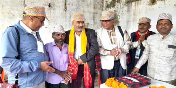 मत्स्य पालन मॉडल का अध्ययन करने पहुंचे नेपाल के किसान