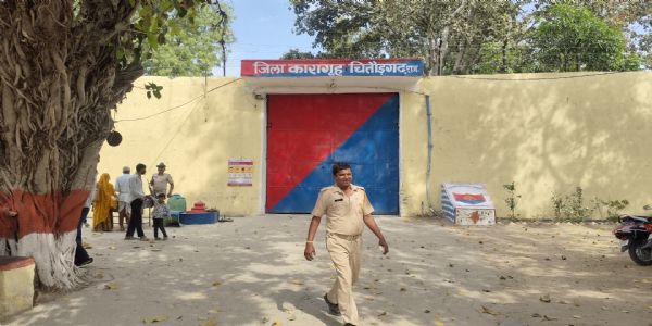 जेल में मोबाइल मिलने का मामला: ठंडे बस्ते में गई जांच, जेल की सुरक्षा पर खड़े हुए सवाल