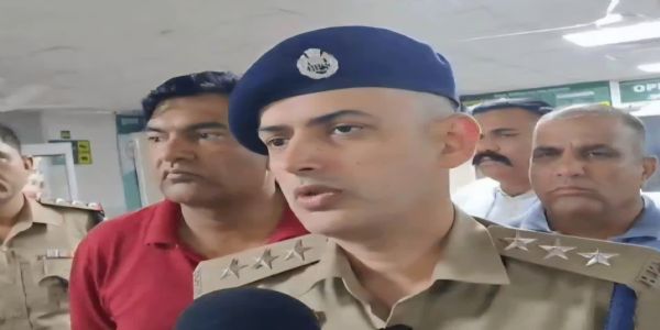 फायरिंग केस में पुलिस और बदमाशों की मुठभेड़, दो आरोपी गिरफ्तार