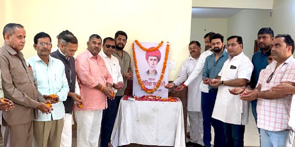 महात्मा ज्योतिबा फुले के जीवन से प्रेरणा लेकर कुरीतियों पर करें प्रहार