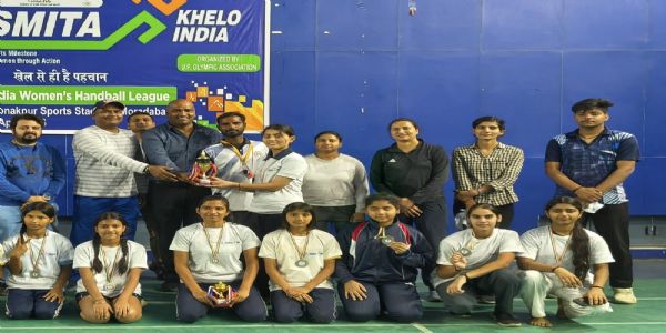 मुरादाबाद: जिला स्तरीय महिला हैंडबॉल प्रतियोगिता में विल्सोनिया स्कॉलर्स होम चैंपियन