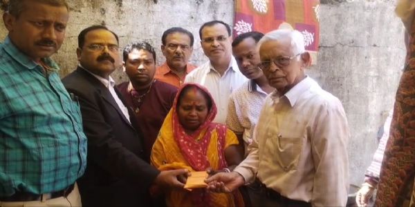 रिम्स में भर्ती सुशांत के इलाज के लिए वकीलों ने की आर्थिक मदद