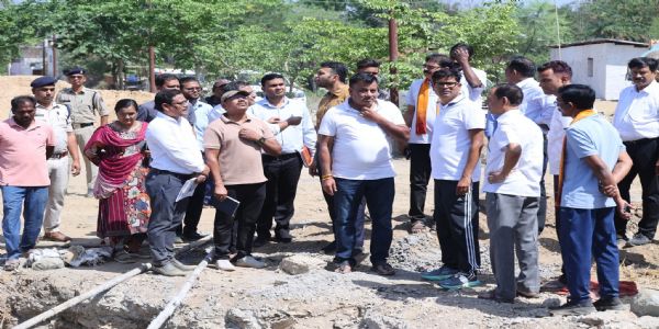 रायगढ़ : वित्त मंत्री ओपी चौधरी ने नाै प्रमुख परियोजनाओं का किया विस्तृत निरीक्षण