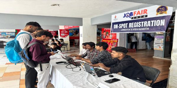 फरीदाबाद : लिंग्याज विद्यापीठ के मेगा जॉब फेयर में 872 युवाओं को मिला रोजगार
