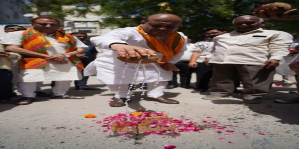 विजेंद्र गुप्ता ने रोहिणी में 50 लाख के विकास कार्यों का किया शिलान्यास