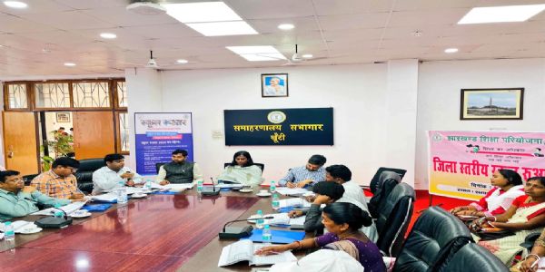 उपायुक्त ने की उत्पाद सिपाही प्रतियोगिता परीक्षा की तैयारियों की समीक्षा