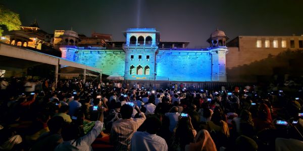 श्री काशी विश्वनाथ मंदिर घाट पर लगातार दूसरे दिन लेज़र शो, 10 मिनट की भव्य प्रस्तुति