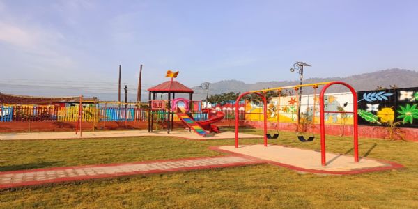 श्रीनगर में कूड़े के ढेर से बना वेस्ट टू वंडर पार्क