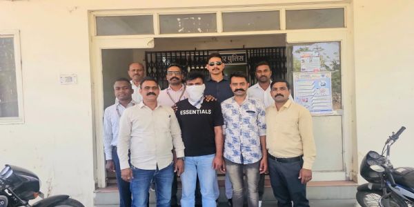 उज्जैनः ऑनलाइन टास्क का झांसा देकर साढ़े 8 लाख रुपये ठगी मामले में एक आरोपी गिरफ्तार