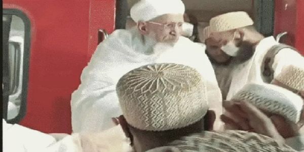 बोहरा धर्मगुरु सैयदना मुफद्दल सैफुद्दीन बुरहानपुर पहुंचे