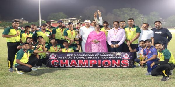 मुरादाबाद रेल मंडल की टीम ने जम्मू की टीम को हराकर अंतर मंडलीय क्रिकेट प्रतियोगिता जीती