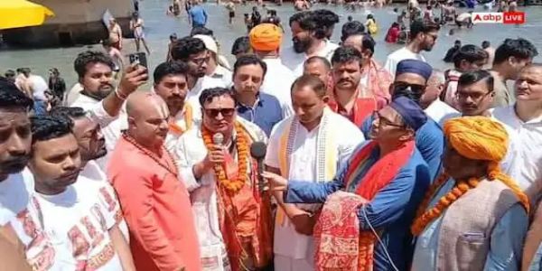 एक्स मुस्लिम पदयात्रा का हरिद्वार में समापन, गंगा स्नान के बाद अपनाया सनातन धर्म