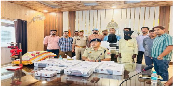 नदी किनारे चल रही अवैध असलहा फैक्ट्री का भंडाफोड़, दो शातिर गिरफ्तार