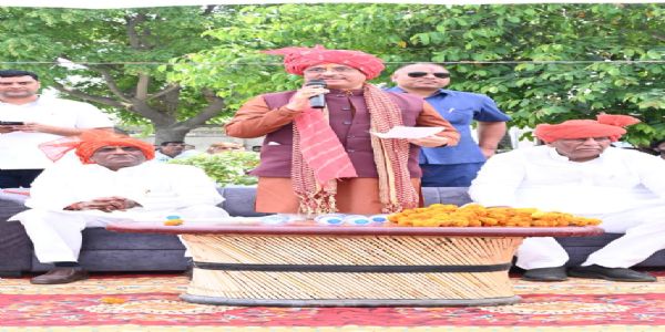 केवल राष्ट्र भक्ति के आधार पर चलेगा देश : डॉ दिनेश शर्मा