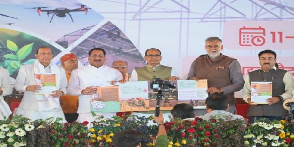 केन्द्रीय कृषि मंत्री शिवराज ने उन्नत कृषि महोत्सव में जारी किया मप्र के चार जिलों का कृषि रोडमैप