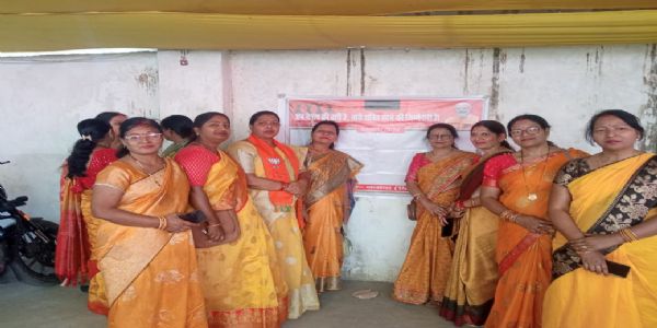 नवादा में महिला मोर्चा ने नारी शक्ति बंधन अधिनियम के समर्थन में चलाया हस्ताक्षर अभियान