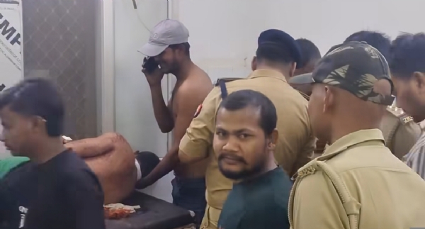 अस्पताल में इलाजरत युवक