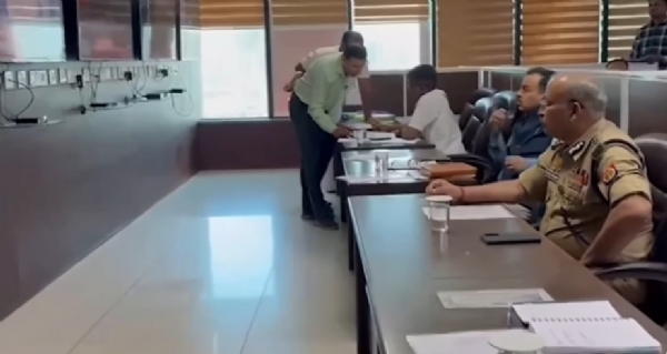 डिजिटल ट्रेल की जांच करेगी यूपी एसटीएफ :डीजीपी डिजिटल ट्रेल की जांच करेगी यूपी एसटीएफ :डीजीपी