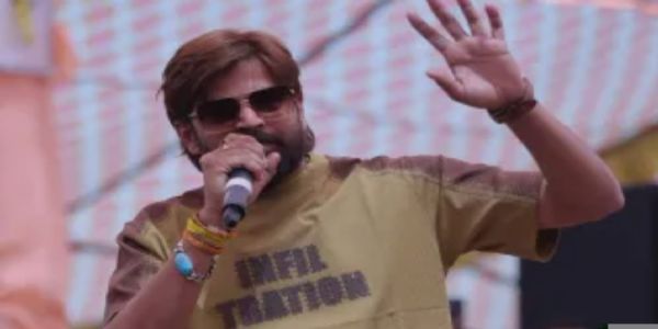 हरियाणवी गायक मासूम शर्मा।