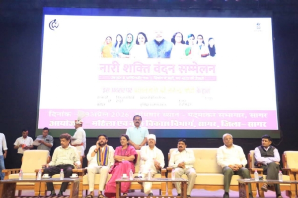 विकसित भारत के निर्माण में नारी शक्ति का अहम योगदान विकसित भारत के निर्माण में नारी शक्ति का अहम योगदान