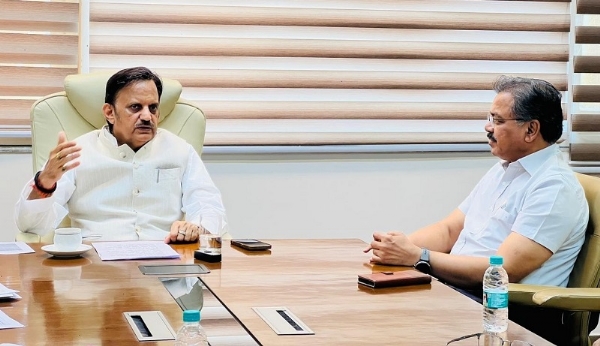 उप मुख्यमंत्री शुक्ल ने की स्वास्थ्य एवं चिकित्सा शिक्षा विभाग की विस्तृत समीक्षा उप मुख्यमंत्री शुक्ल ने की स्वास्थ्य एवं चिकित्सा शिक्षा विभाग की विस्तृत समीक्षा