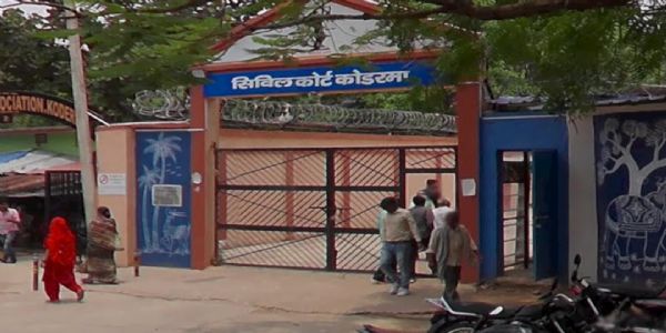 हत्या के तीन आरोपिताें को आजीवन कारावास की सजा