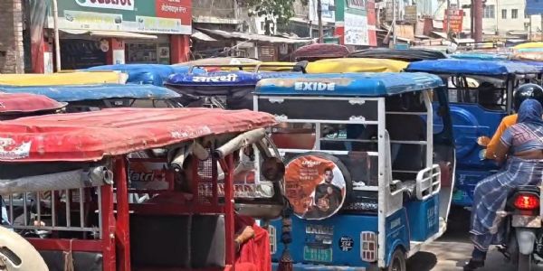 स्मार्ट सिटी में यातायात व्यवस्था बेपटरी, रोज़ाना लगता है जाम