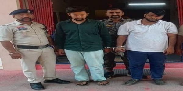 हेरोइन बेचते धमतरी के युवक समेत दो गिरफ्तार