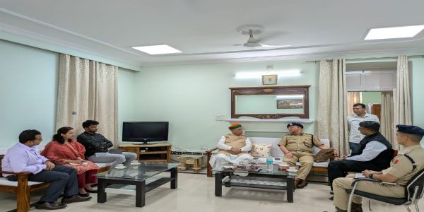 केंद्रीय मंत्री अर्जुनराम मेघवाल ने की विकास कार्यों एवं कानून व्यवस्था की स्थिति की विस्तृत समीक्षा