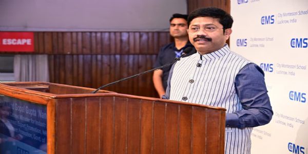 औद्योगिक विकास आयुक्त की अध्यक्षता में गठित अधिकारियों का पैनल करेगा गौतमबुद्ध नगर में श्रमिकों के विरोध प्रदर्शन की जांच : नंद गोपाल नन्दी