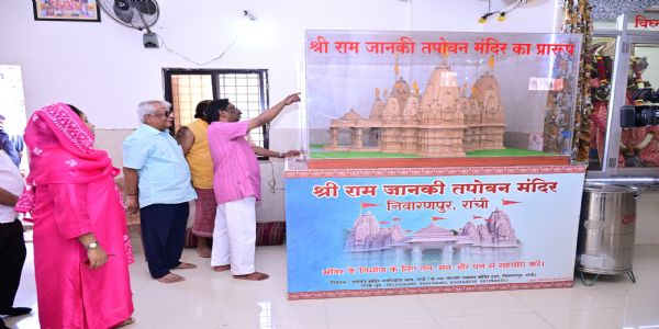 मुख्यमंत्री ने की तपोवन मंदिर में पूजा-अर्चना, राज्य की खुशहाली की कामना