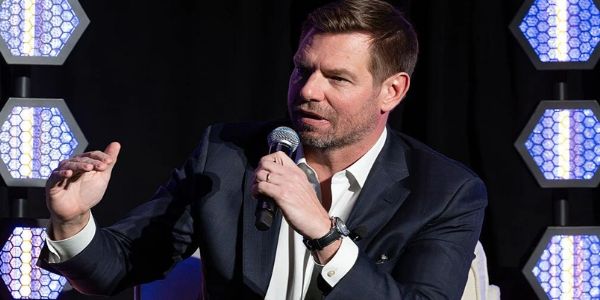 डेमोक्रेट सांसद एरिक स्वॉलवेल पर यौन उत्पीड़न का आरोप, देंगे इस्तीफा