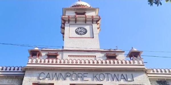 शादी का झांसा देकर छात्रा से दुष्कर्म, कांस्टेबल पर केस दर्ज