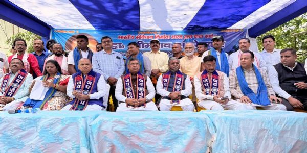 संविधान निर्माण में बाबा साहब के आदर्श सदैव रहेंगे प्रासंगिक : आदित्य