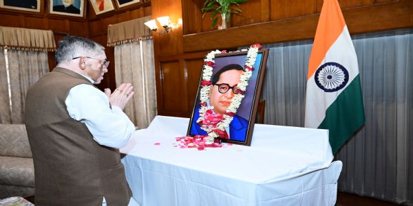 राज्यपाल, मुख्यमंत्री और नेता प्रतिपक्ष ने डॉ भीमराव अंबेडकर की जयंती पर दी श्रद्धांजलि