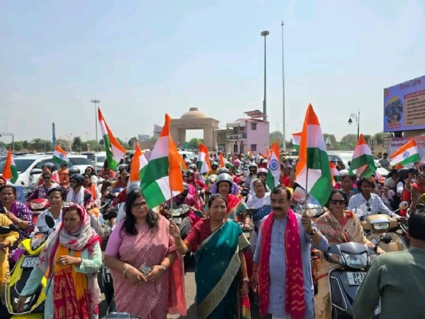 रैली में शामिल राज्यसभा सांसद गीता शाक्य