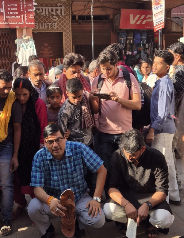 गोदौलिया चौराहे पर कार्यशाला