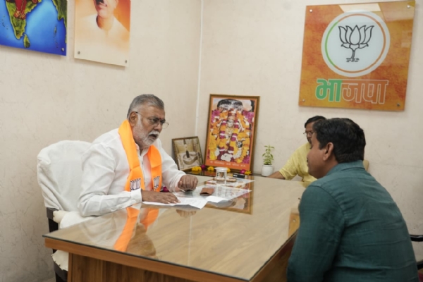 मंत्री प्रहलाद पटेल ने प्रदेश कार्यालय में कार्यकर्ताओं से किया संवाद